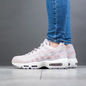 Women’s Nike Air Max 95 LX Shoes Sz 9